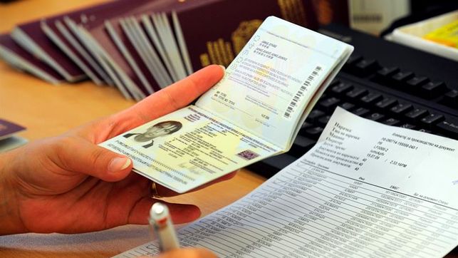 Peru-expedicion-pasaportes-biometricos-Europa_EDIIMA20160226_0006_4